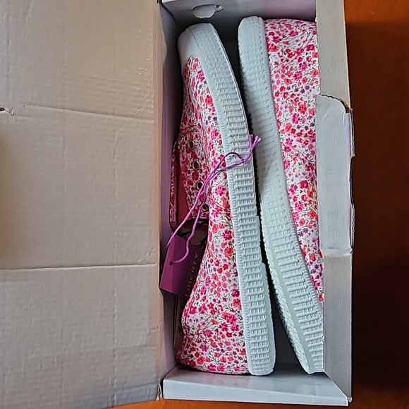 Liberty Floral Hampton Canvas Shoes - Picture 4 of 4